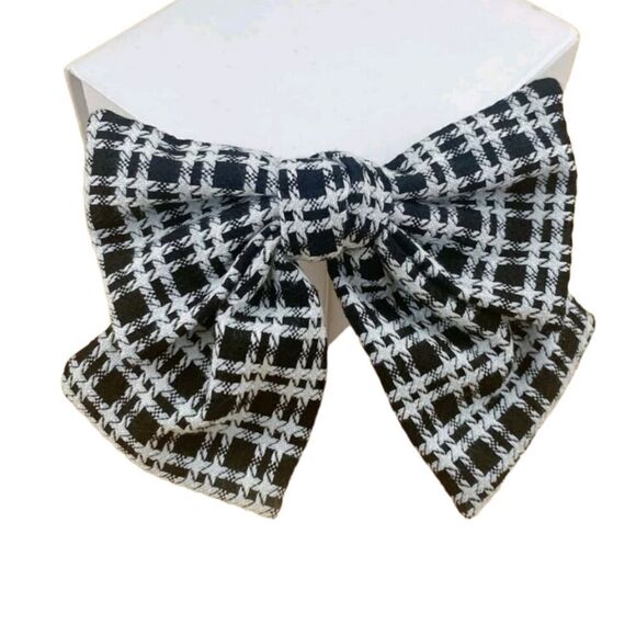 Plaid Bow Barrette - Picture 1 of 4